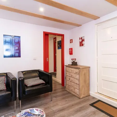Apartment Alfama'S Nest Adica