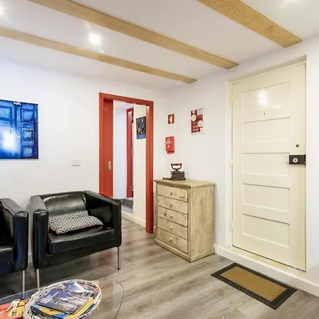 Apartment Alfama'S Nest Adica